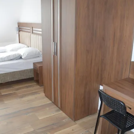 Hotel Colonia Hotel 2*