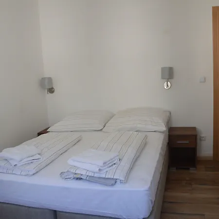 Hotel Colonia 2* Colónia