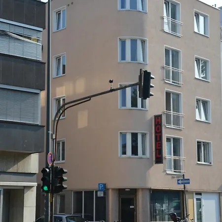 Hotel Colonia 2* Köln