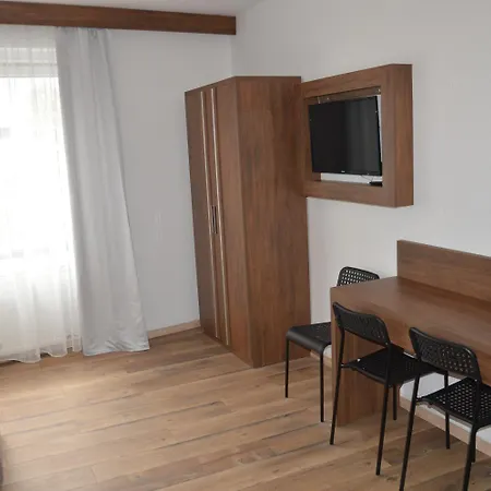 Hotel Colonia מלון