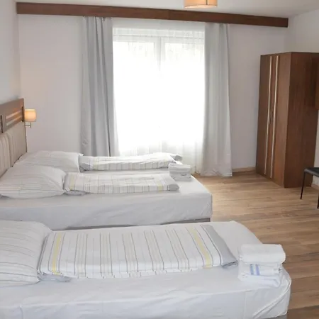 Hotel Colonia מלון קלן